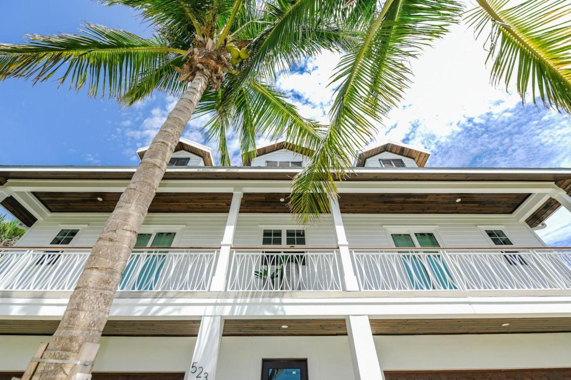 Sea La Vie Beach House - Luxurious 4Br Home W Pool Spa Dock Canal Access On Anna Maria Island Bagian luar foto